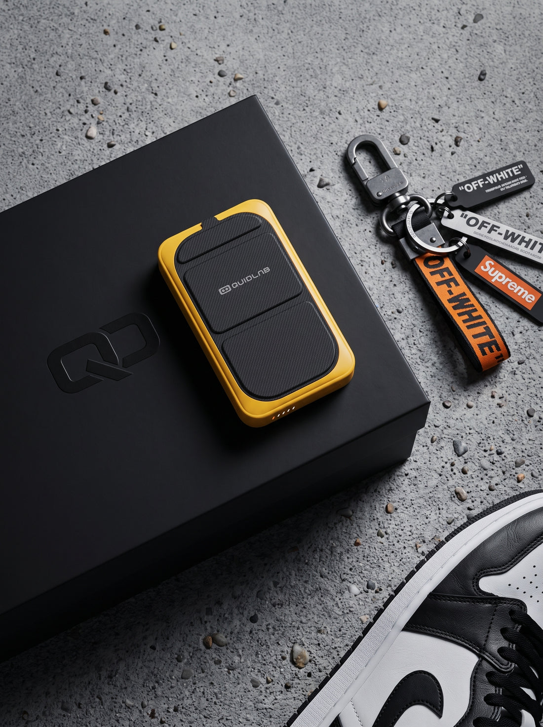 Snap X Wireless Power Bank 10000mAh | 35W PD Fast Charging | 15W Magnetic Wireless Charging | Foldable Stand